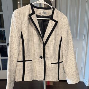 Kasper Women's Textured Black and White Blazer